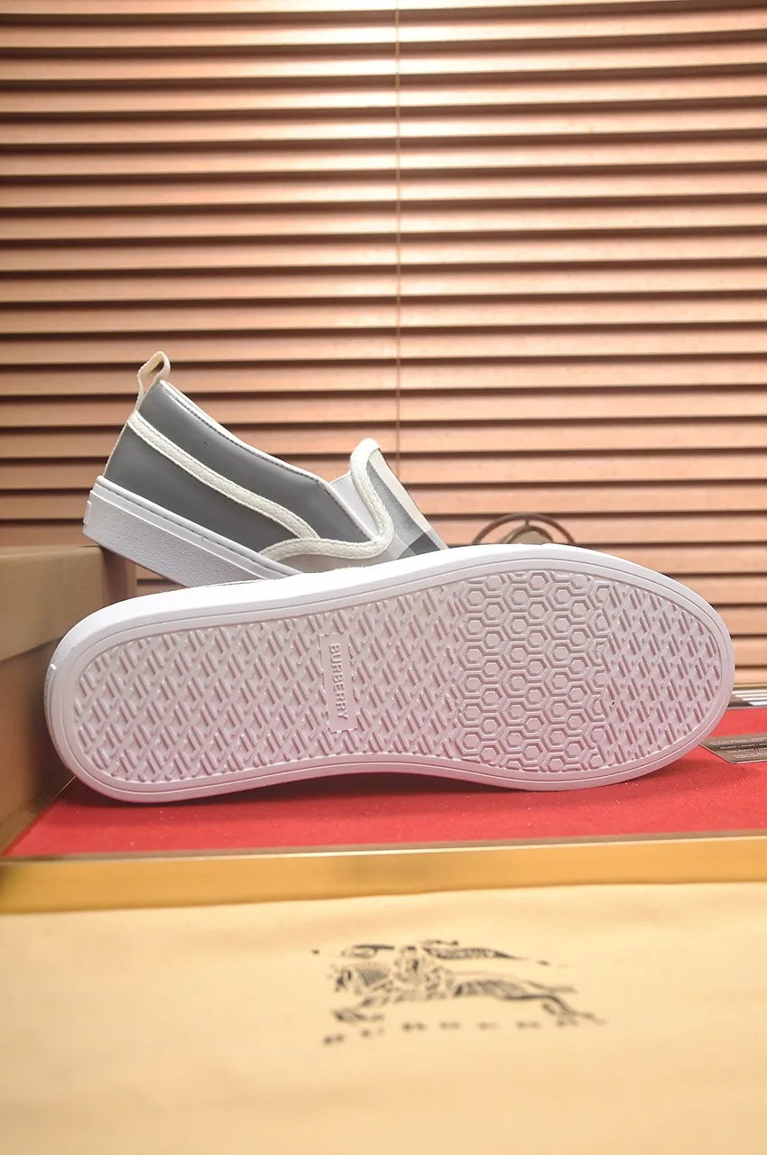 Men's shoes 💰400💶【Burberry】Classic low-top sneakers｜Imported cowhide with classic plaid fabric｜Sheepskin lining｜Original outsole｜Fine workmanship and comfortable to wear Size: 38-44 (customized at 45)
